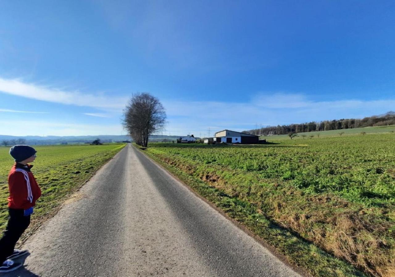 Exklusive Naturoase Direkt Am Ars Natura Wanderweg Mit Panoramablick Auf Melsungen Luaran gambar