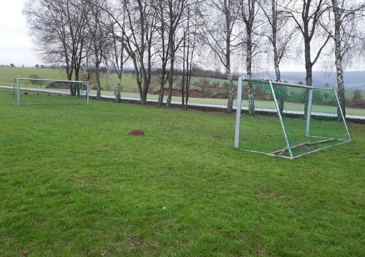 Exklusive Naturoase Direkt Am Ars Natura Wanderweg Mit Panoramablick Auf Melsungen Luaran gambar