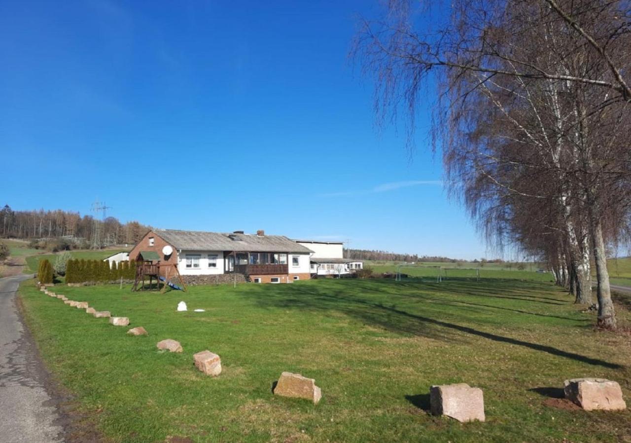 Exklusive Naturoase Direkt Am Ars Natura Wanderweg Mit Panoramablick Auf Melsungen Luaran gambar